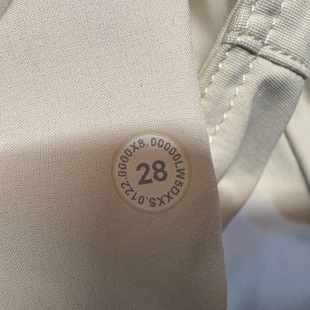 Lululemon 28 City Sleek 5 Pocket Wide-Leg High Rise 7/8 Length Pant White Opal - Picture 9 of 9